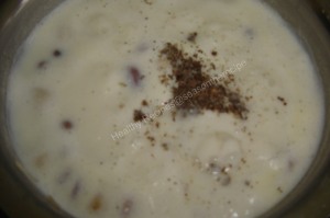 Semiya Paysam using Almond and Cashew paste (Konkani:Shevai Payas using Almond and Cashew paste)