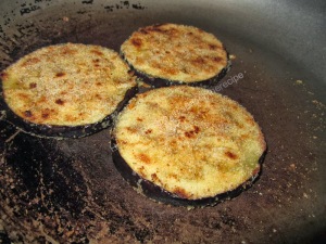 Shallow Fried Brinjal (Vayngana Phodi)
